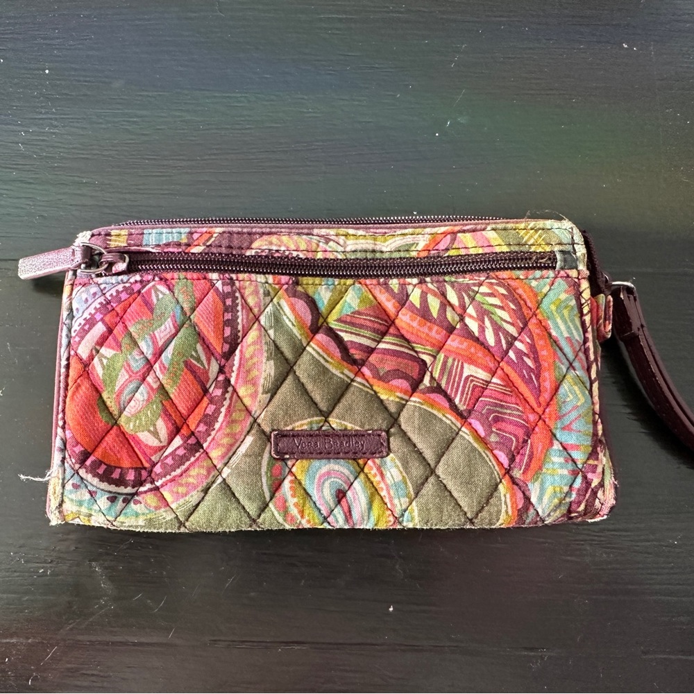 Vera Bradley RFID Georgia Wallet in Heirloom‎ Paisley